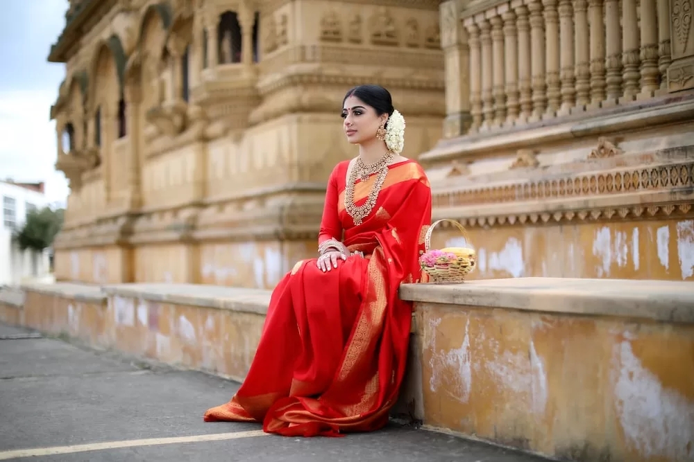 woman in saree old fashion