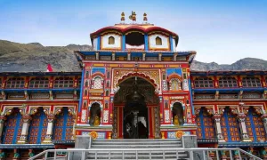 The iconic Badrinath Temple
