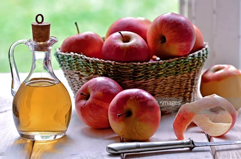 Read more about the article The Mysteries of Apple Cider Vinegar: A Secret Elixir for Health and Wellness